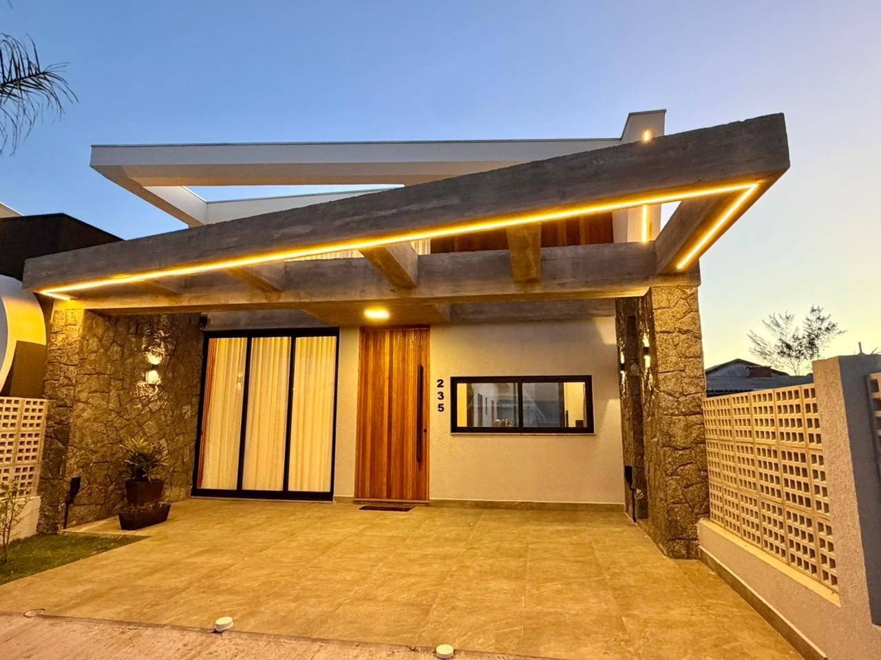 Casa 3 dormitórios para venda, Jardim Beira Mar em Capão da Canoa | Ref.: 335