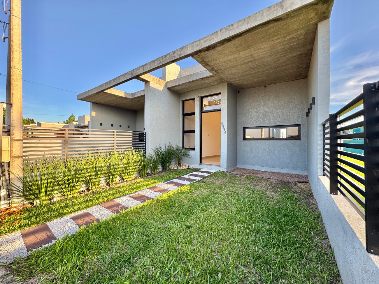 Casa 2 dormitórios para venda, Guarani em Capão da Canoa | Ref.: 474