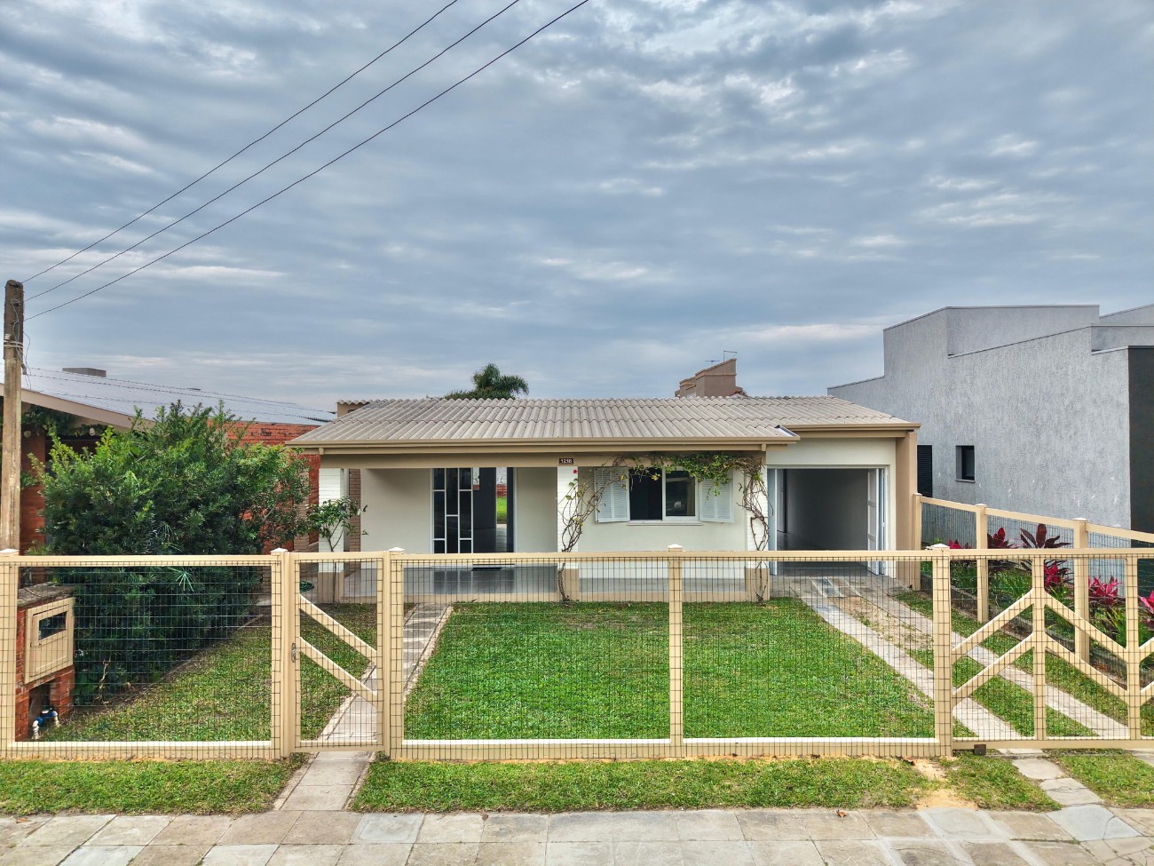 Casa 2 dormitórios para venda, centro em Xangrilá | Ref.: 504